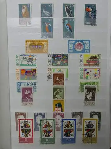 DDR ab Anfängen gestempelt besammelt im Einsteck Album #LZ809