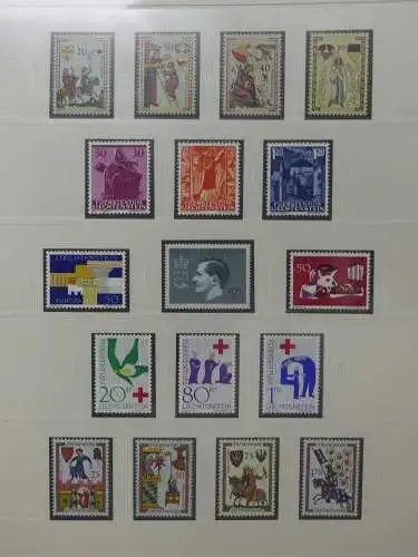 Liechtenstein sauber ** Sammlung 1912-2015, über 8000 € in 4 Safe-Alben #LZ812