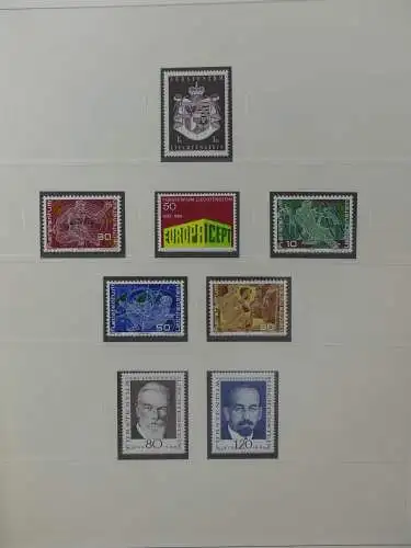 Liechtenstein sauber ** Sammlung 1912-2015, über 8000 € in 4 Safe-Alben #LZ812