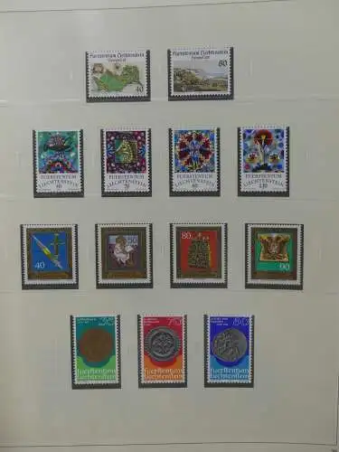 Liechtenstein sauber ** Sammlung 1912-2015, über 8000 € in 4 Safe-Alben #LZ812