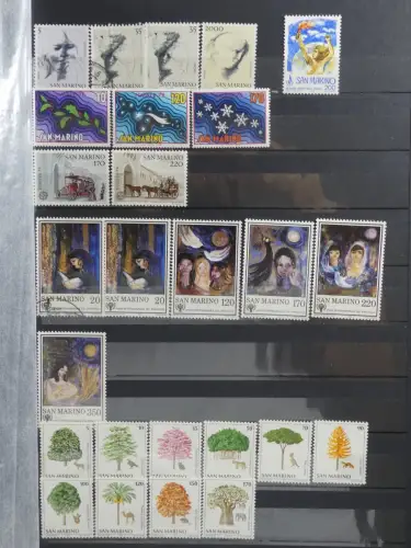 San Marino anfänglich Falz bzw gestempelt im Einsteckalbum #LZ988