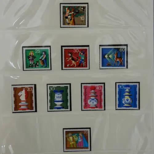 Berlin bis auf Block 1 ** komplett in 2 Lindner Alben #MA002