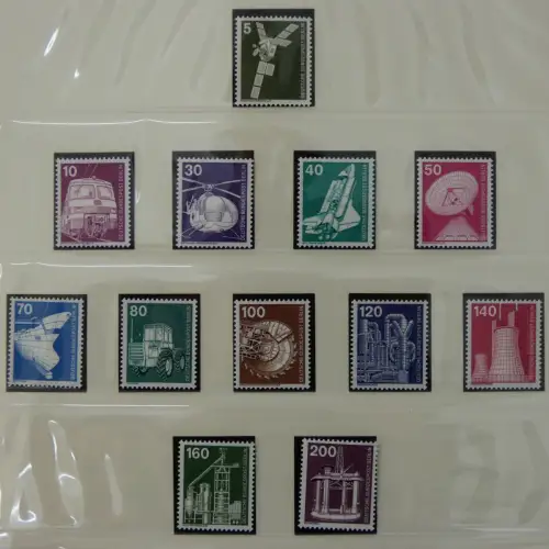 Berlin bis auf Block 1 ** komplett in 2 Lindner Alben #MA002