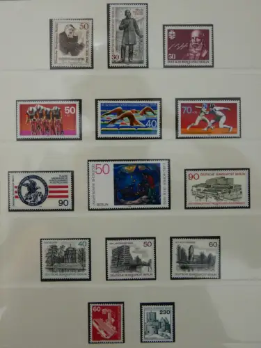 Berlin bis auf Block 1 ** komplett in 2 Lindner Alben #MA002