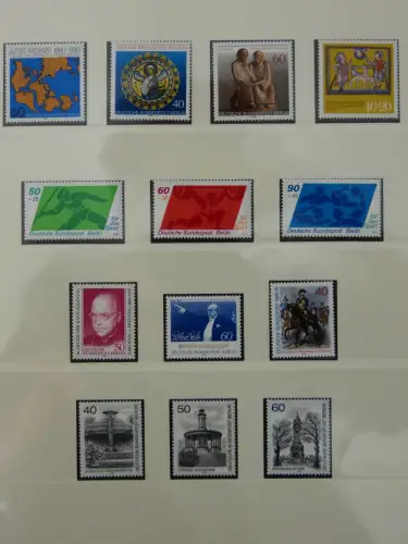 Berlin bis auf Block 1 ** komplett in 2 Lindner Alben #MA002