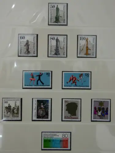 Berlin bis auf Block 1 ** komplett in 2 Lindner Alben #MA002