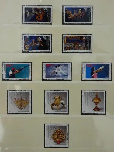 Berlin bis auf Block 1 ** komplett in 2 Lindner Alben #MA002