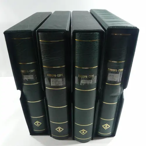 Europa/Cept ab 1956-1992 besammelt in 4 Leuchtturm Bindern #LZ978