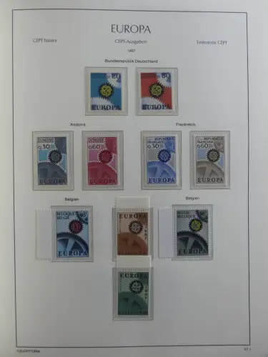 Europa/Cept ab 1956-1992 besammelt in 4 Leuchtturm Bindern #LZ978