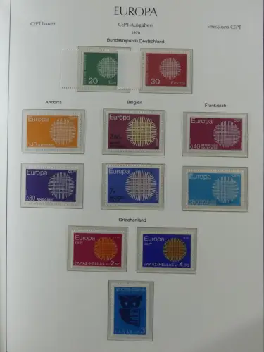 Europa/Cept ab 1956-1992 besammelt in 4 Leuchtturm Bindern #LZ978