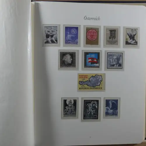 Österreich postfrisch besammelt in 2 Borek Binder #MA039