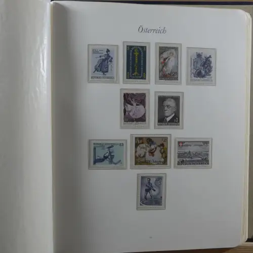 Österreich postfrisch besammelt in 2 Borek Binder #MA039
