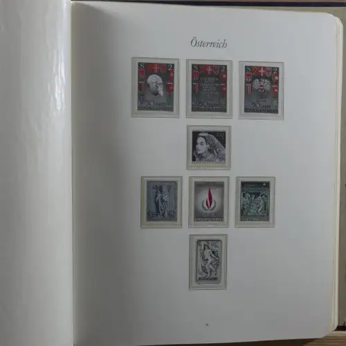 Österreich postfrisch besammelt in 2 Borek Binder #MA039