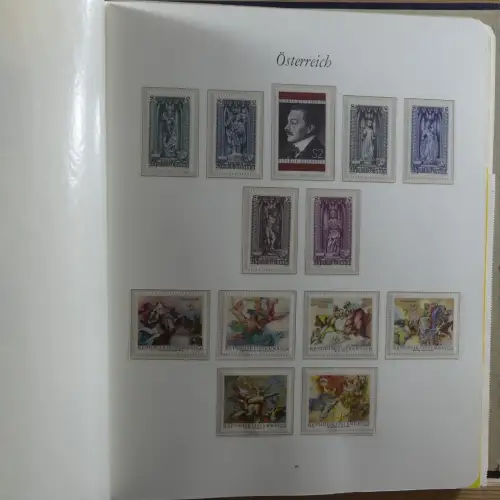 Österreich postfrisch besammelt in 2 Borek Binder #MA039