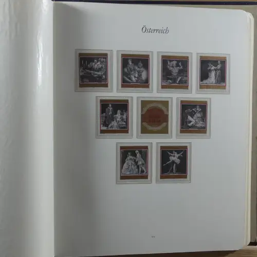 Österreich postfrisch besammelt in 2 Borek Binder #MA039