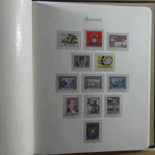 Österreich postfrisch besammelt in 2 Borek Binder #MA039