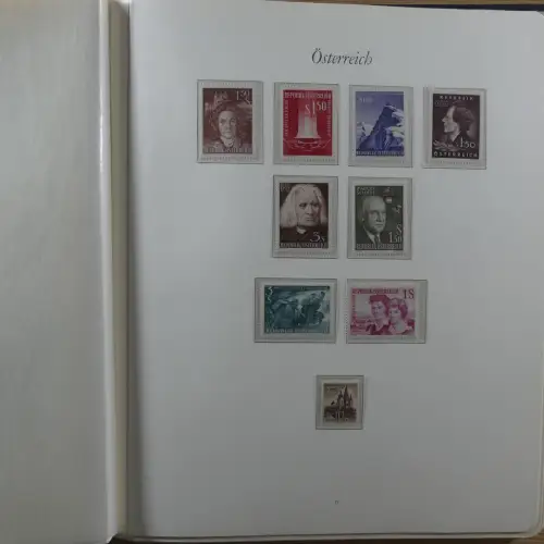 Österreich postfrisch besammelt in 2 Borek Binder #MA039
