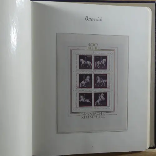 Österreich postfrisch besammelt in 2 Borek Binder #MA039