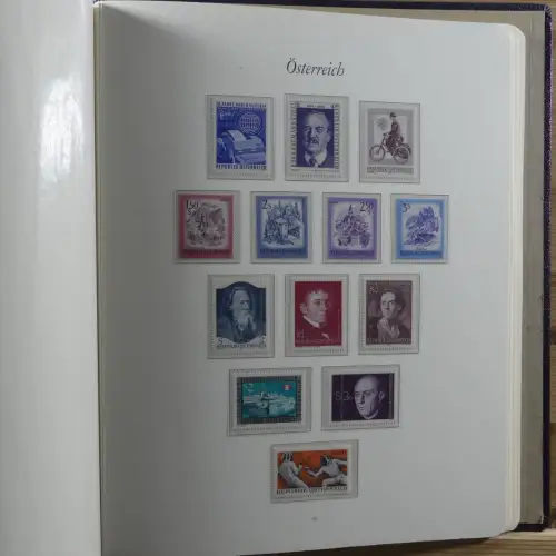 Österreich postfrisch besammelt in 2 Borek Binder #MA039