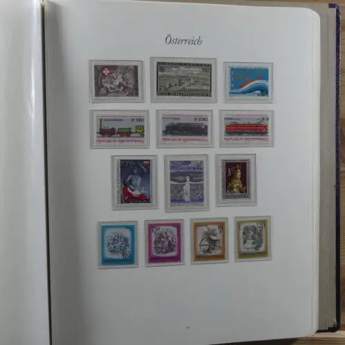 Österreich postfrisch besammelt in 2 Borek Binder #MA039