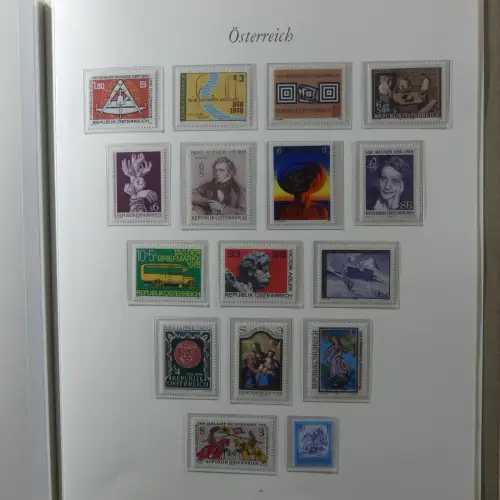 Österreich postfrisch besammelt in 2 Borek Binder #MA039