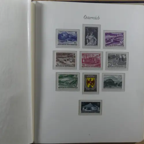 Österreich postfrisch besammelt in 2 Borek Binder #MA039
