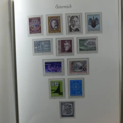 Österreich postfrisch besammelt in 2 Borek Binder #MA039