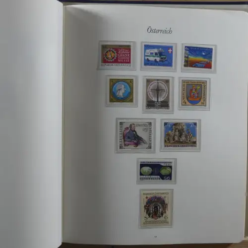 Österreich postfrisch besammelt in 2 Borek Binder #MA039