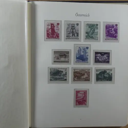 Österreich postfrisch besammelt in 2 Borek Binder #MA039