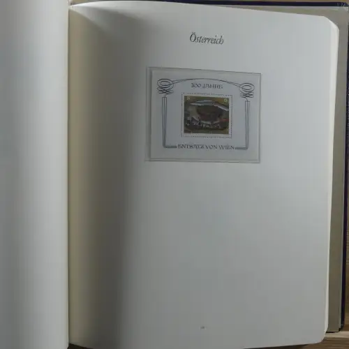 Österreich postfrisch besammelt in 2 Borek Binder #MA039