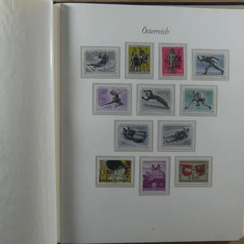 Österreich postfrisch besammelt in 2 Borek Binder #MA039