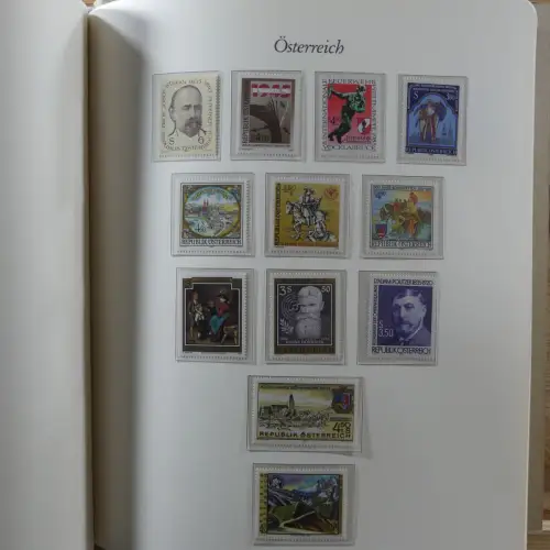 Österreich postfrisch besammelt in 2 Borek Binder #MA039