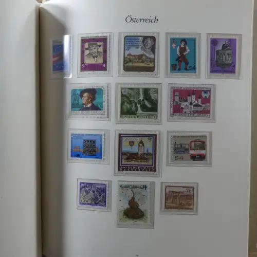 Österreich postfrisch besammelt in 2 Borek Binder #MA039