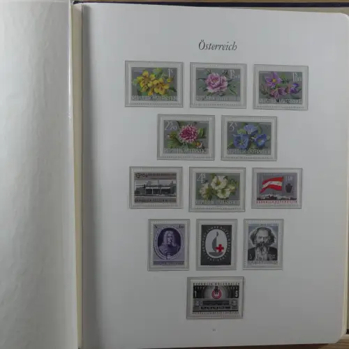 Österreich postfrisch besammelt in 2 Borek Binder #MA039