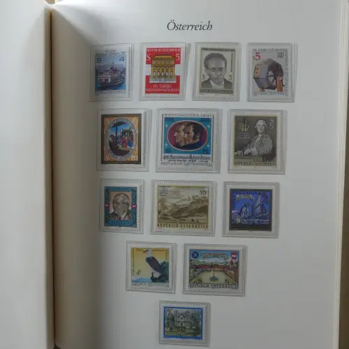 Österreich postfrisch besammelt in 2 Borek Binder #MA039