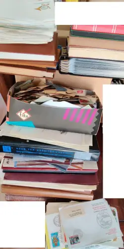 ALLES MUSS RAUS - ca 15kg Wunderkiste mit Alben, Briefmarken, Belegen uvm #KK003