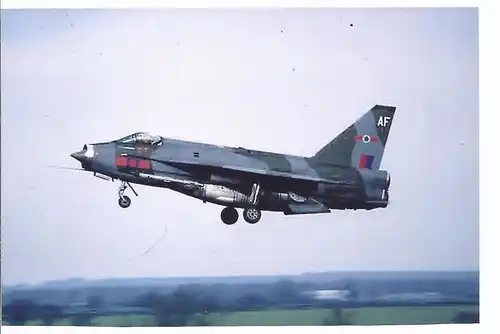Kampfflugzeug Foto  UK AIR FORCE  English Eletric Lightning F 6