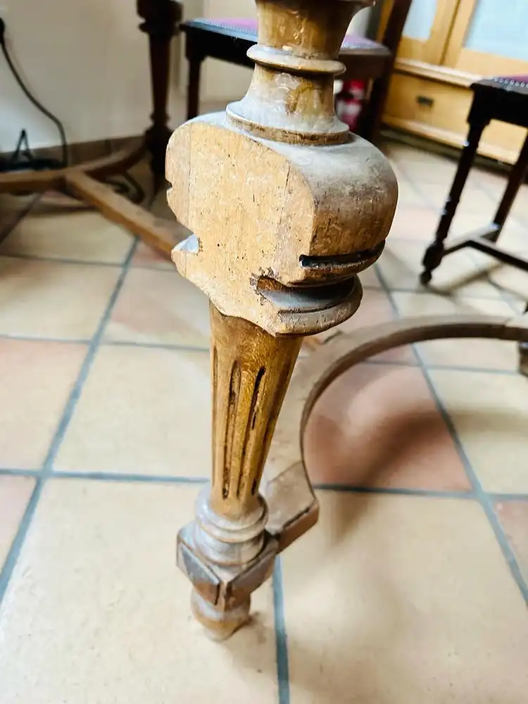 Tisch mit 4 Stühlen Gründerzeit 5