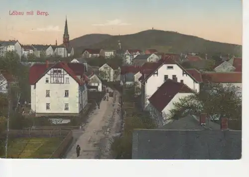 Löbau Stadtpanorama mit Berg glca.1930 86.132