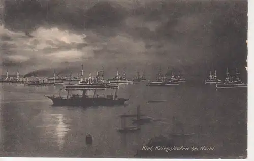 Kiel Kriegshafen bei Nacht ... ngl 64.427
