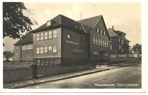 Pfalzgrafenweiler, Turn-und Festhalle gl1943 9.335