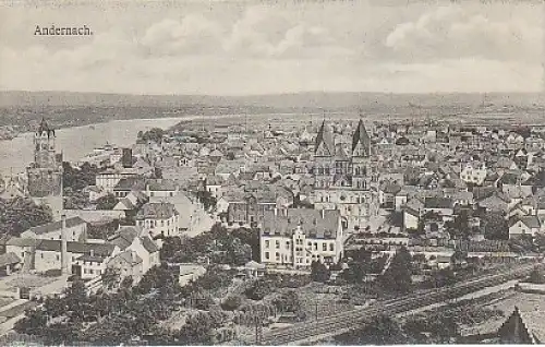 Andernach Blick auf die Kirche ngl B0.700