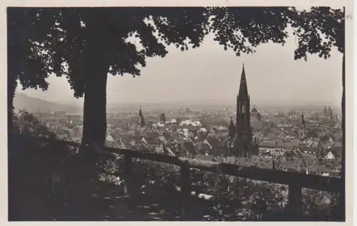 Freiburg i.Br. - Vom Schloßberg gesehen gl1933 62.889