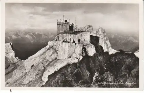 Sonnenaufgang auf der Zugspitze ngl 24.795