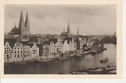 Lübeck vom Hafen aus gesehen ngl 70.805