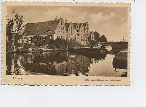 Lübeck alte Lagerhäuseran d.Untertrave gl1924 44.130