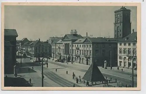 Karlsruhe Marktplatz und Rathaus ngl 36.022