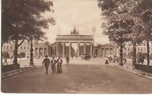 Berlin Brandenburger Tor Pariser Platz ngl B4921