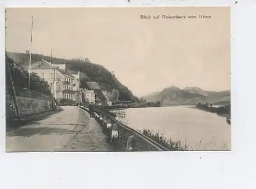 Blick auf Rolandseck vom Rhein ngl 43.492