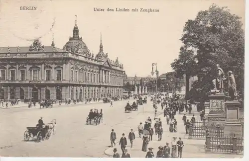 Berlin Unter den Linden mit Zeughaus gl1911 75.207